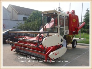 Soybean combine harvester 4L-1